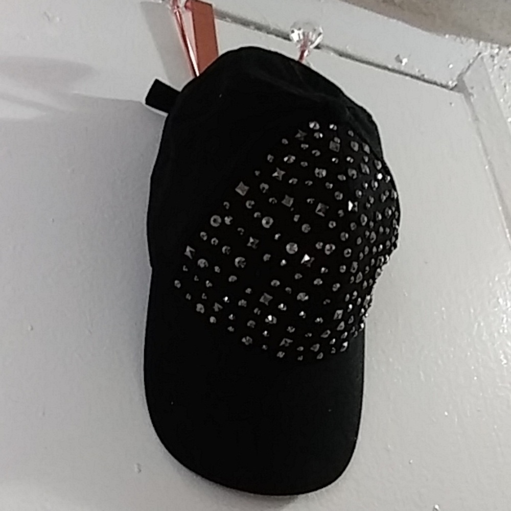 Black Decorative Cap